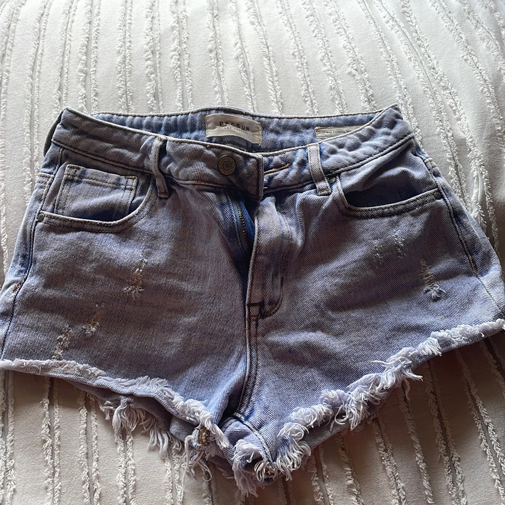 Pacsun denim shorts size 24